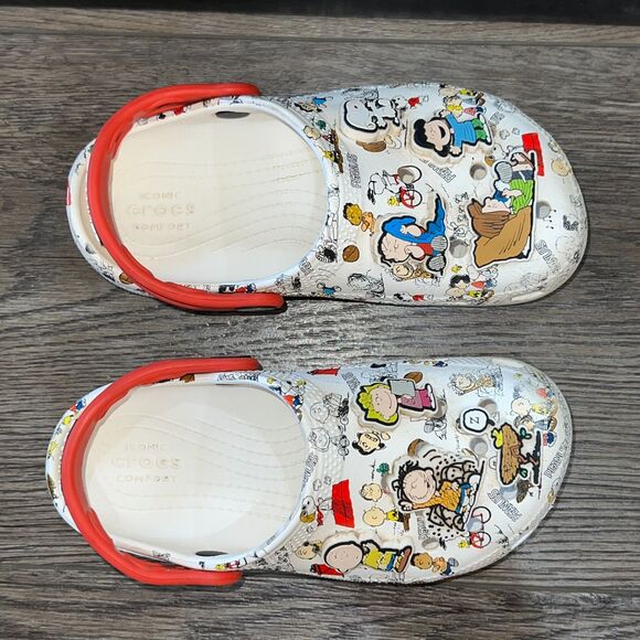 Limited Edition Crocs x Peanuts Clogs Charlie Brown Snoopy Jibbitz Kids Size 12 - Picture 5 of 10